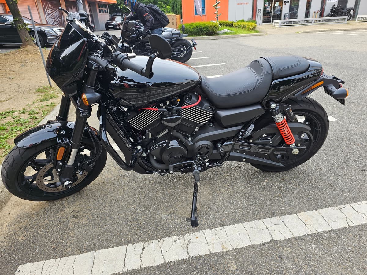 할리데이비슨 스트리트 750 2