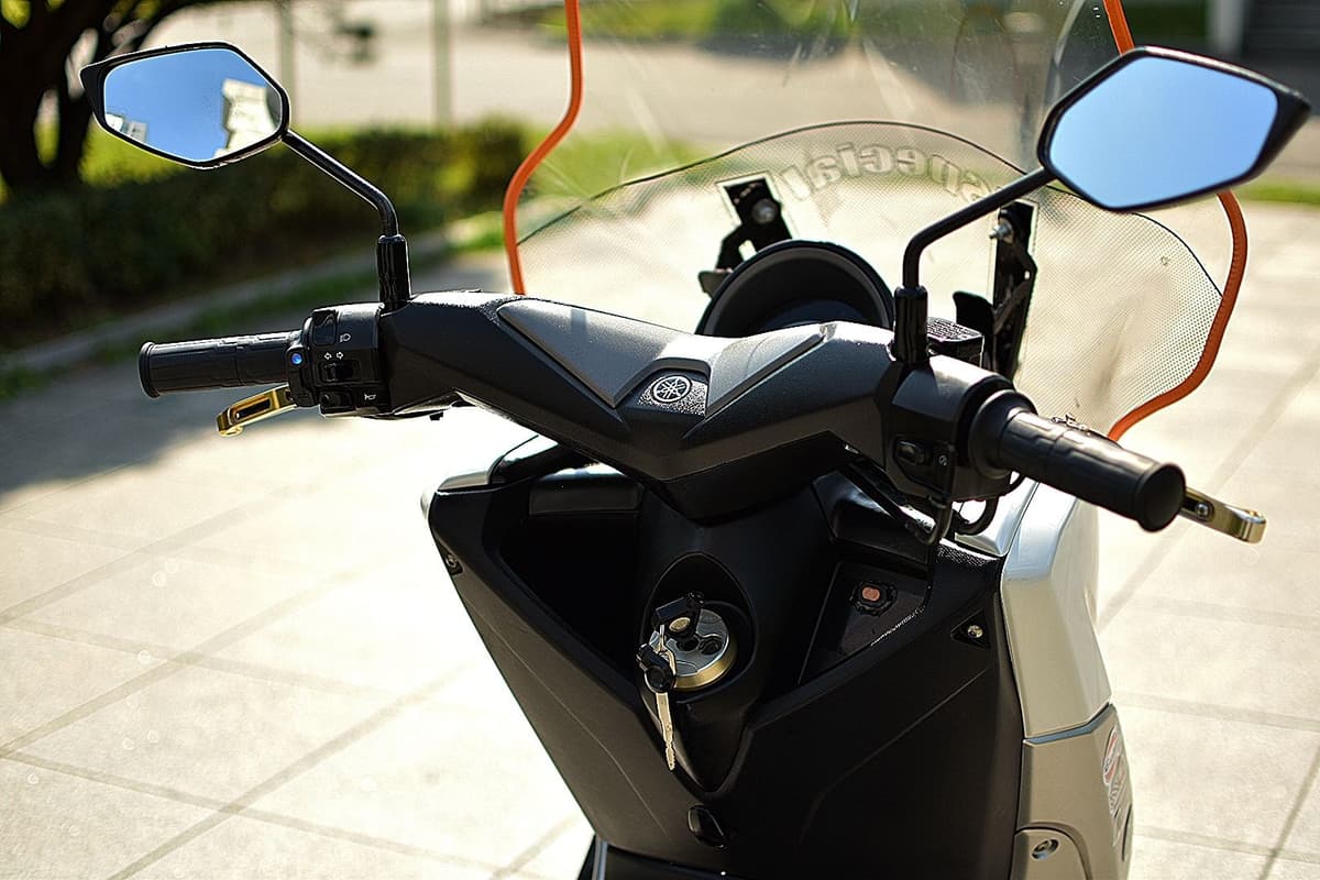 야마하 NMAX 125 more