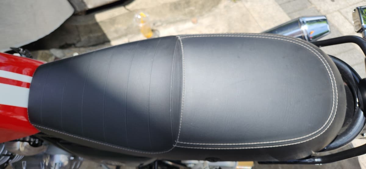 로얄엔필드 컨티넨탈 GT 650 8