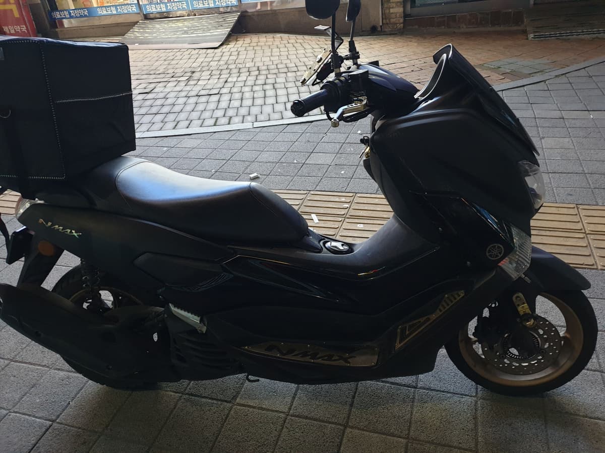 야마하 NMAX 125 1