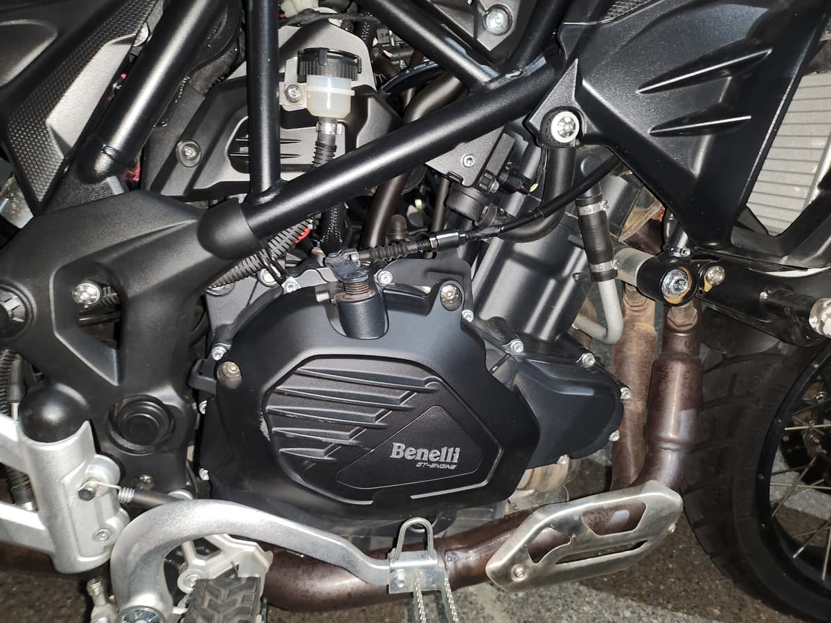 베넬리 TRK 502 X 7