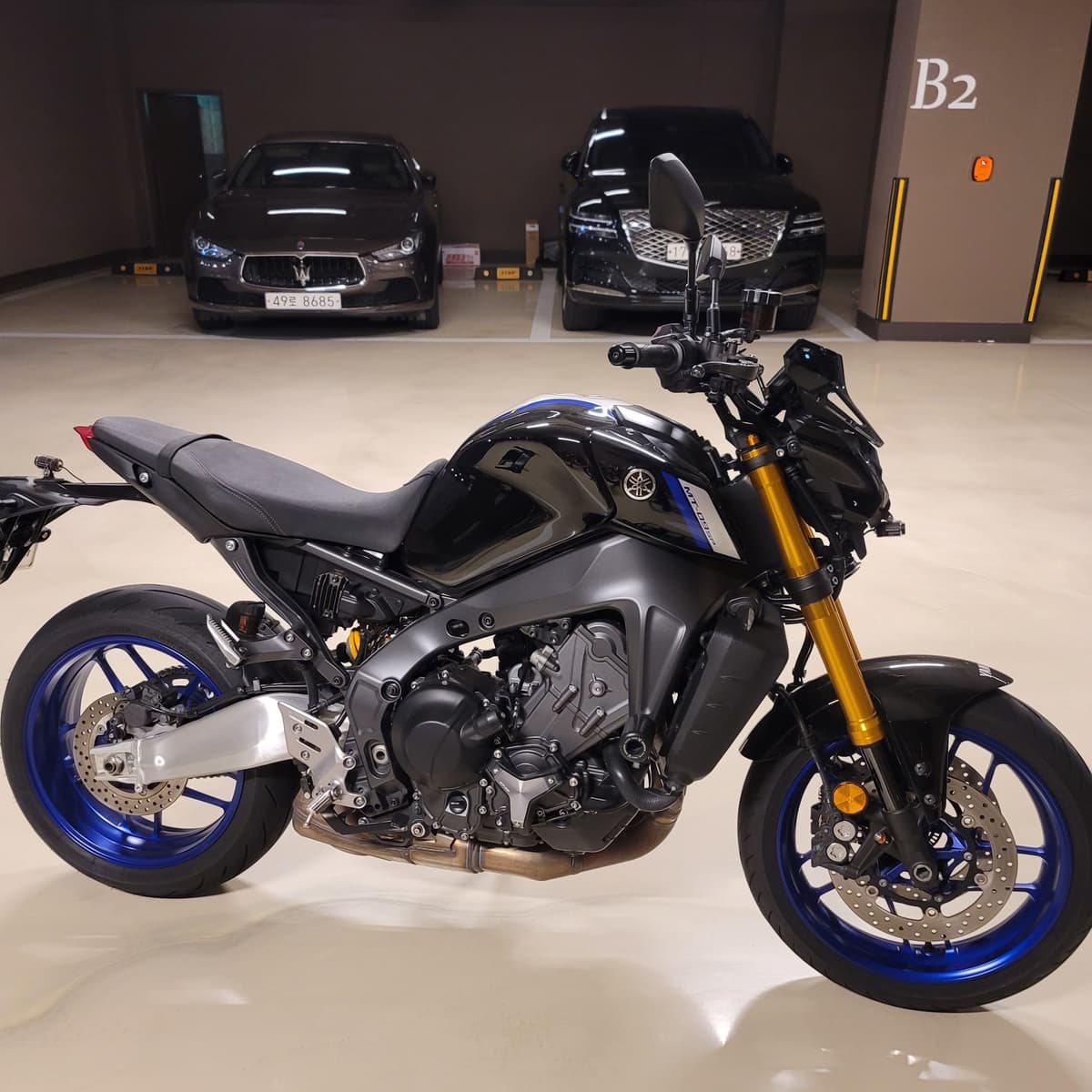 야마하 MT 09 SP 1