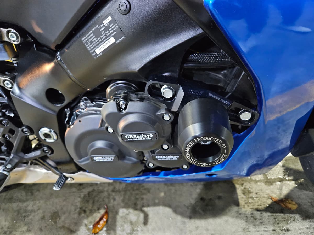 스즈키 GSX S 1000 GT 7