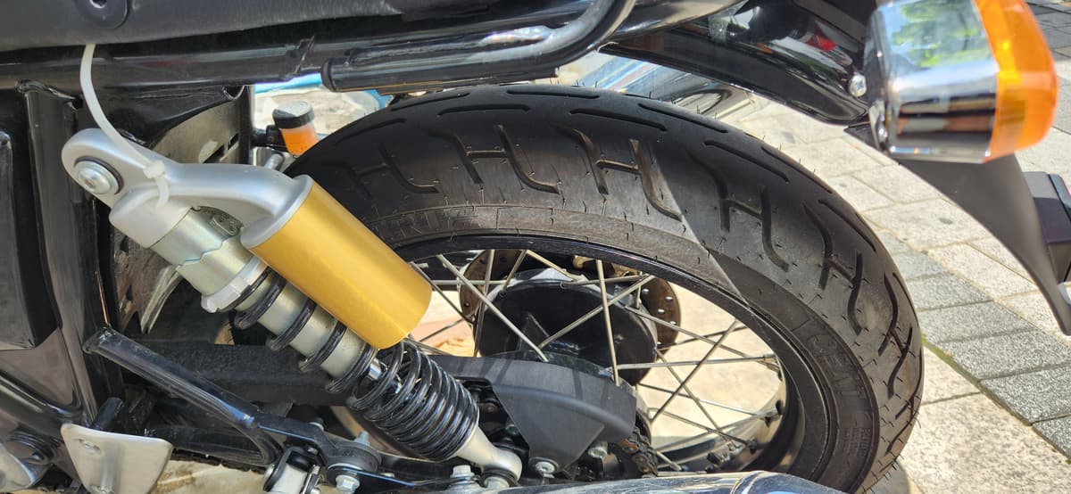 로얄엔필드 컨티넨탈 GT 650 11