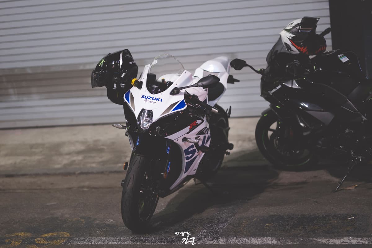 스즈키 GSX R 1000 R 3