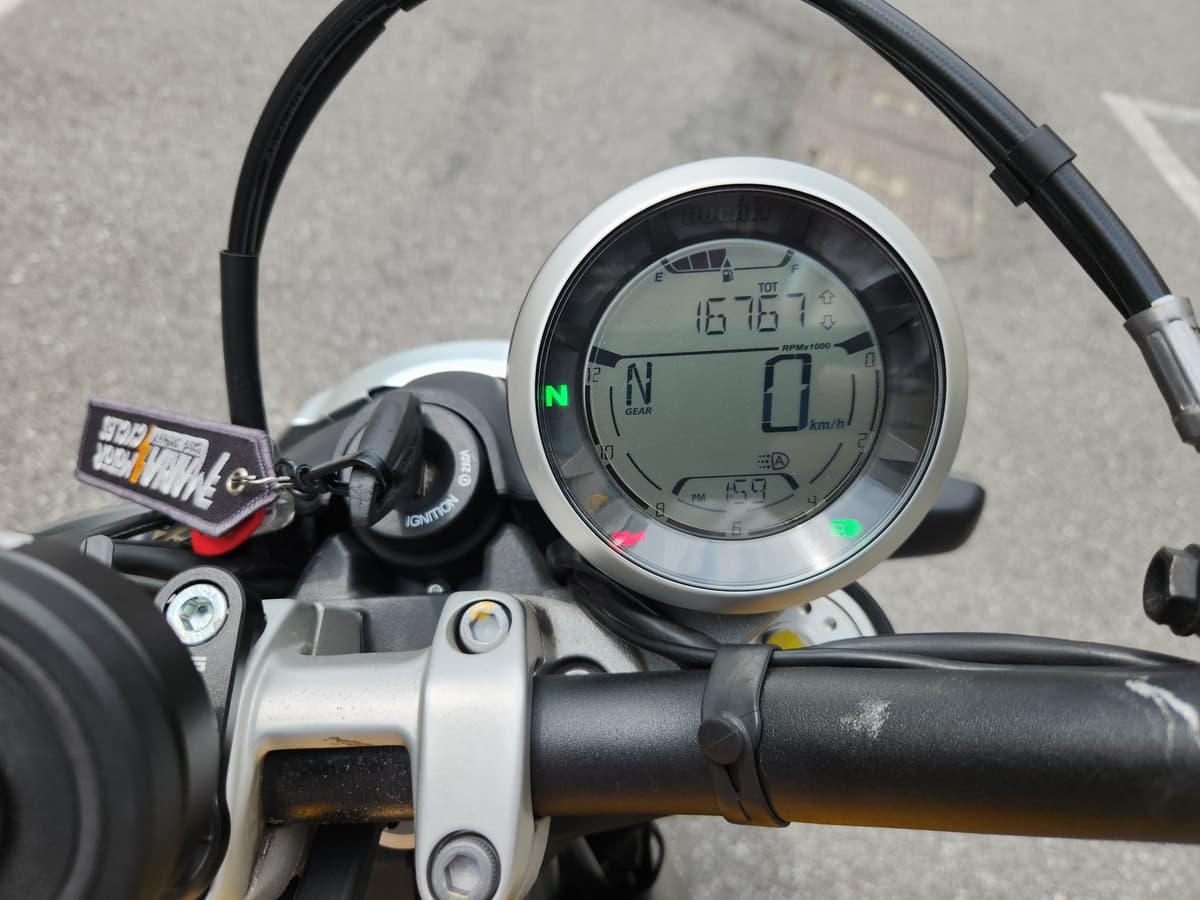 두카티 스크램블러 풀 스로틀 5