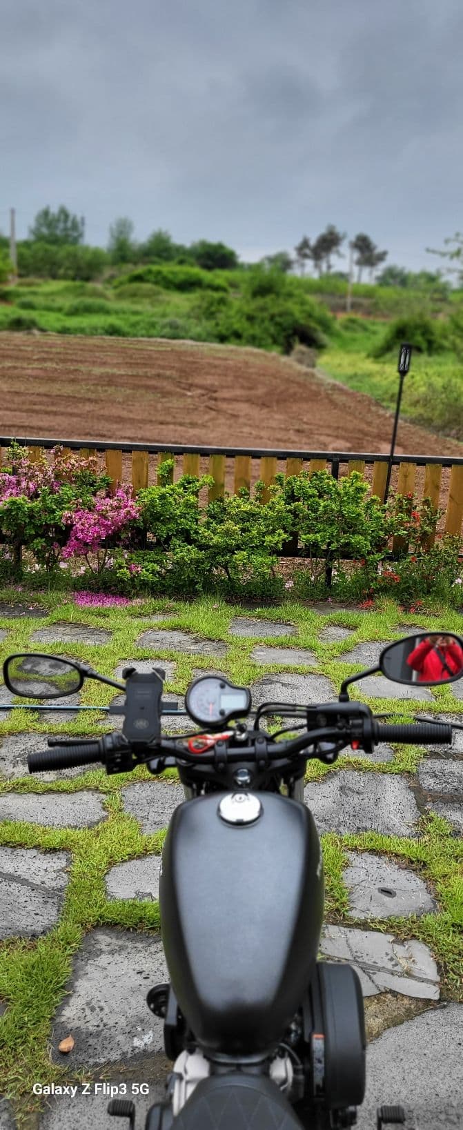 KR모터스 아퀼라 300 S more