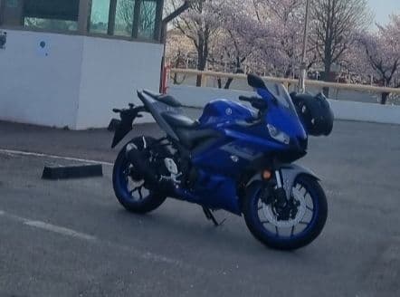 야마하 YZF R3 1
