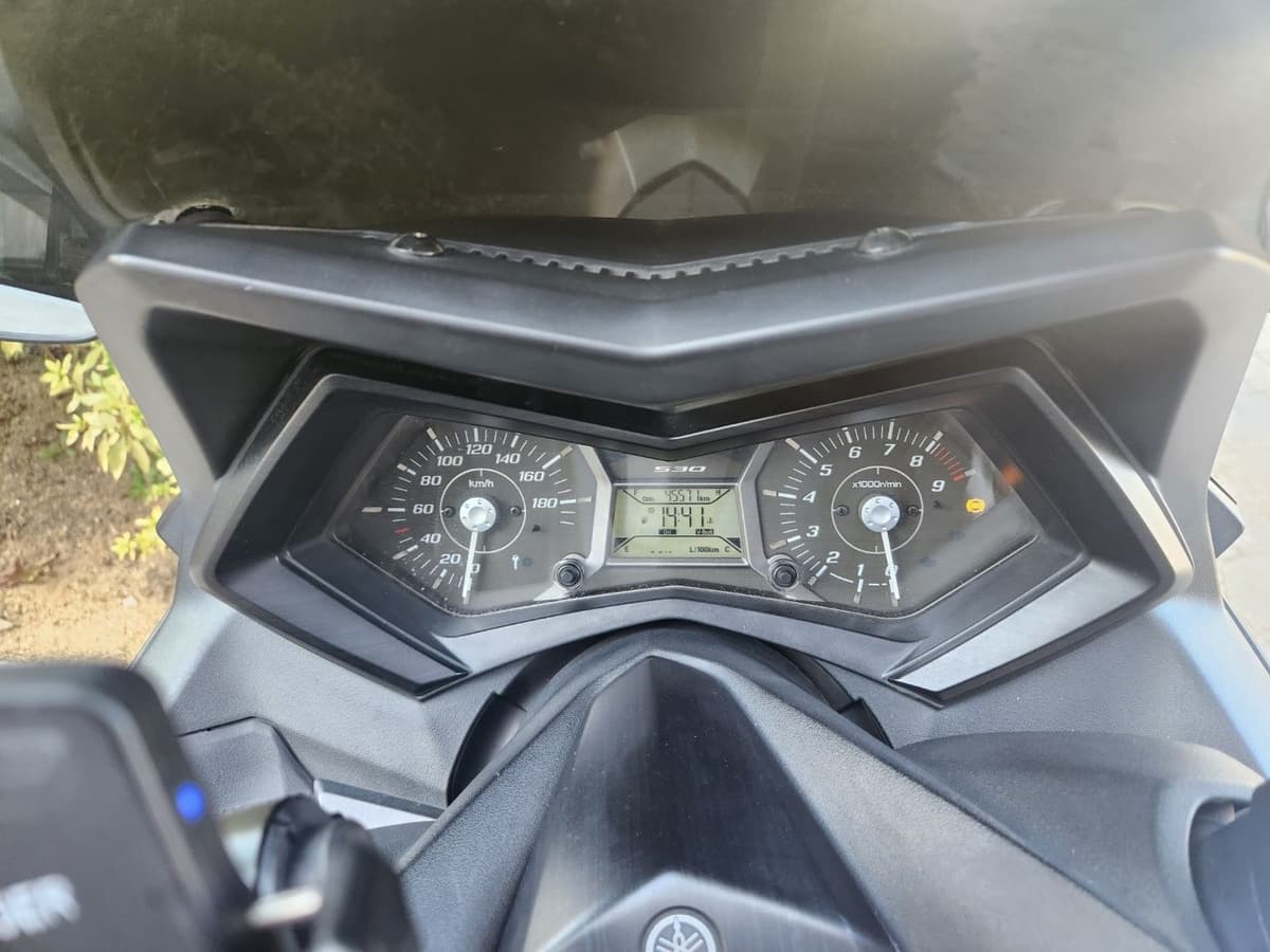 야마하 TMAX 530 2