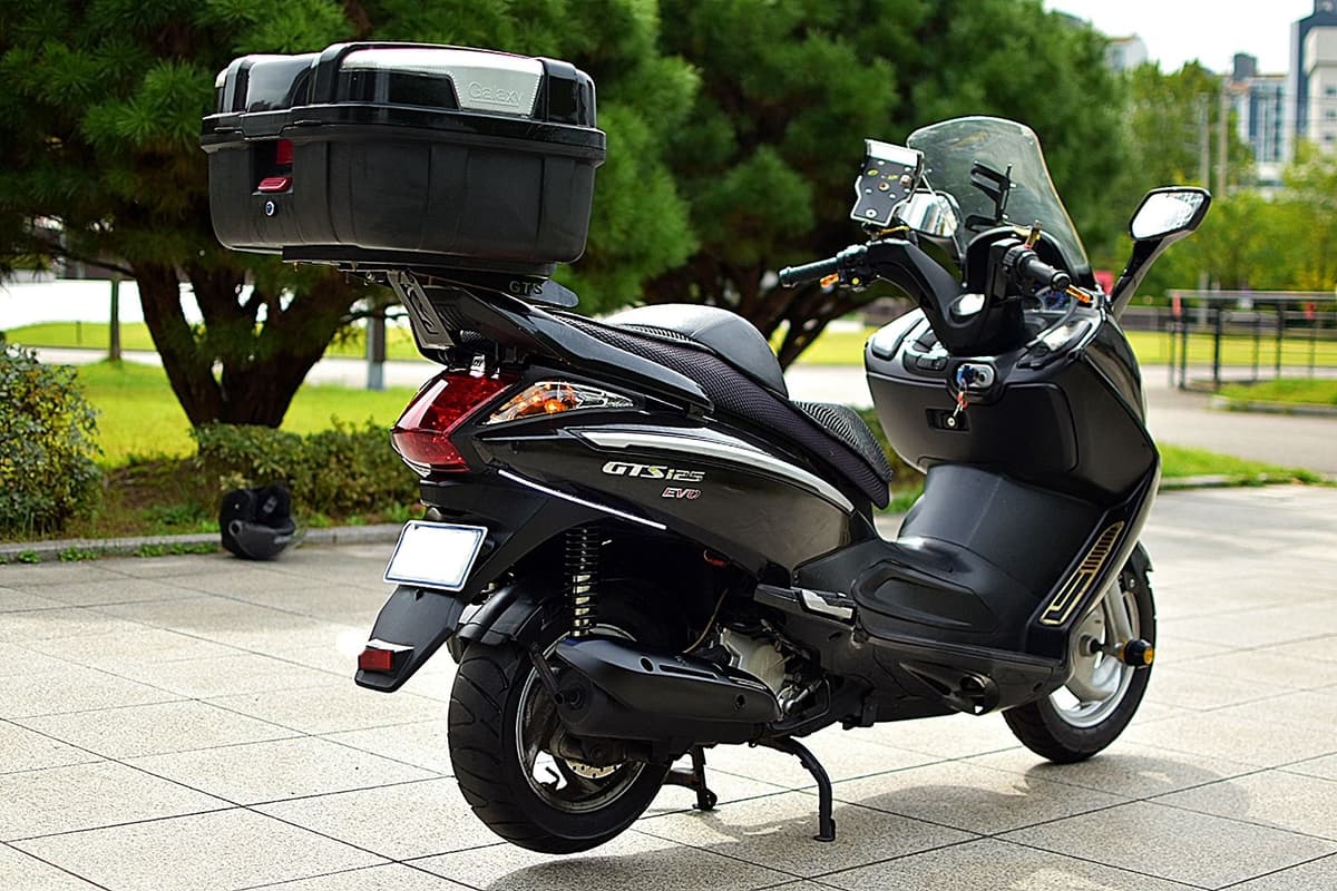 SYM 보이져 125 EVO 13