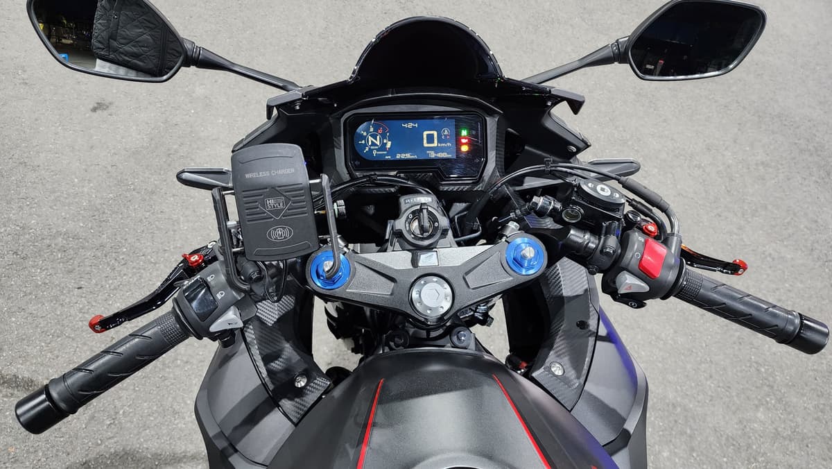 혼다 CBR 500 R more