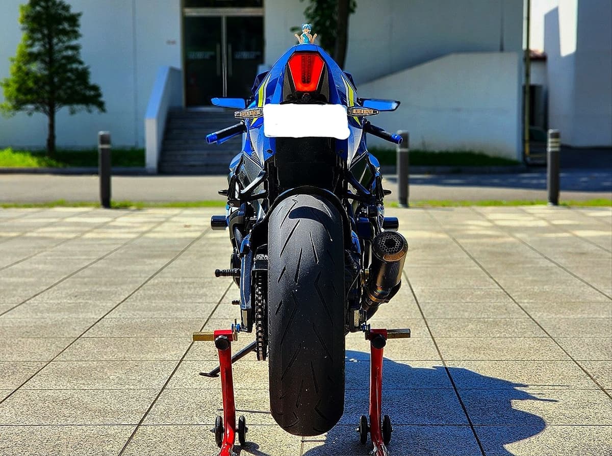 스즈키 GSX R 1000 ABS 4