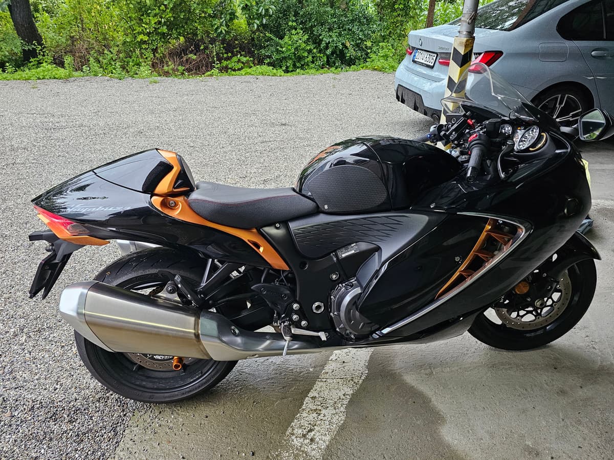 스즈키 하야부사 1