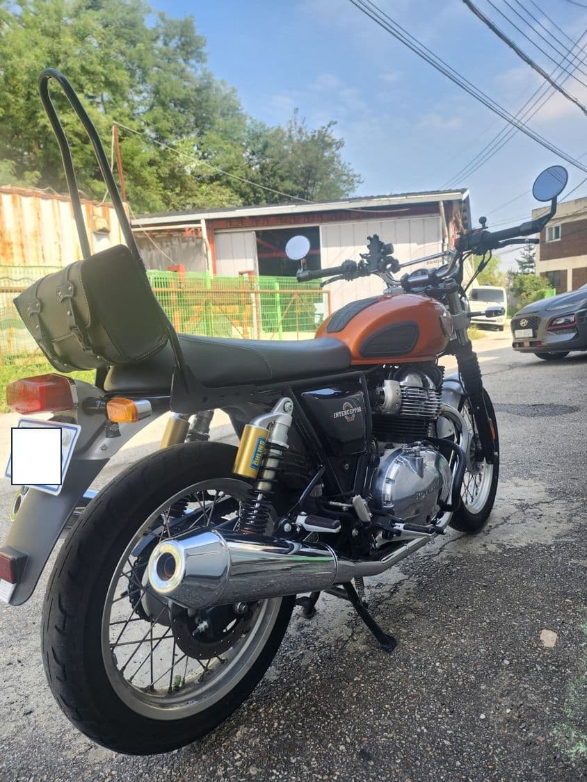 로얄엔필드 인터셉터 650 1