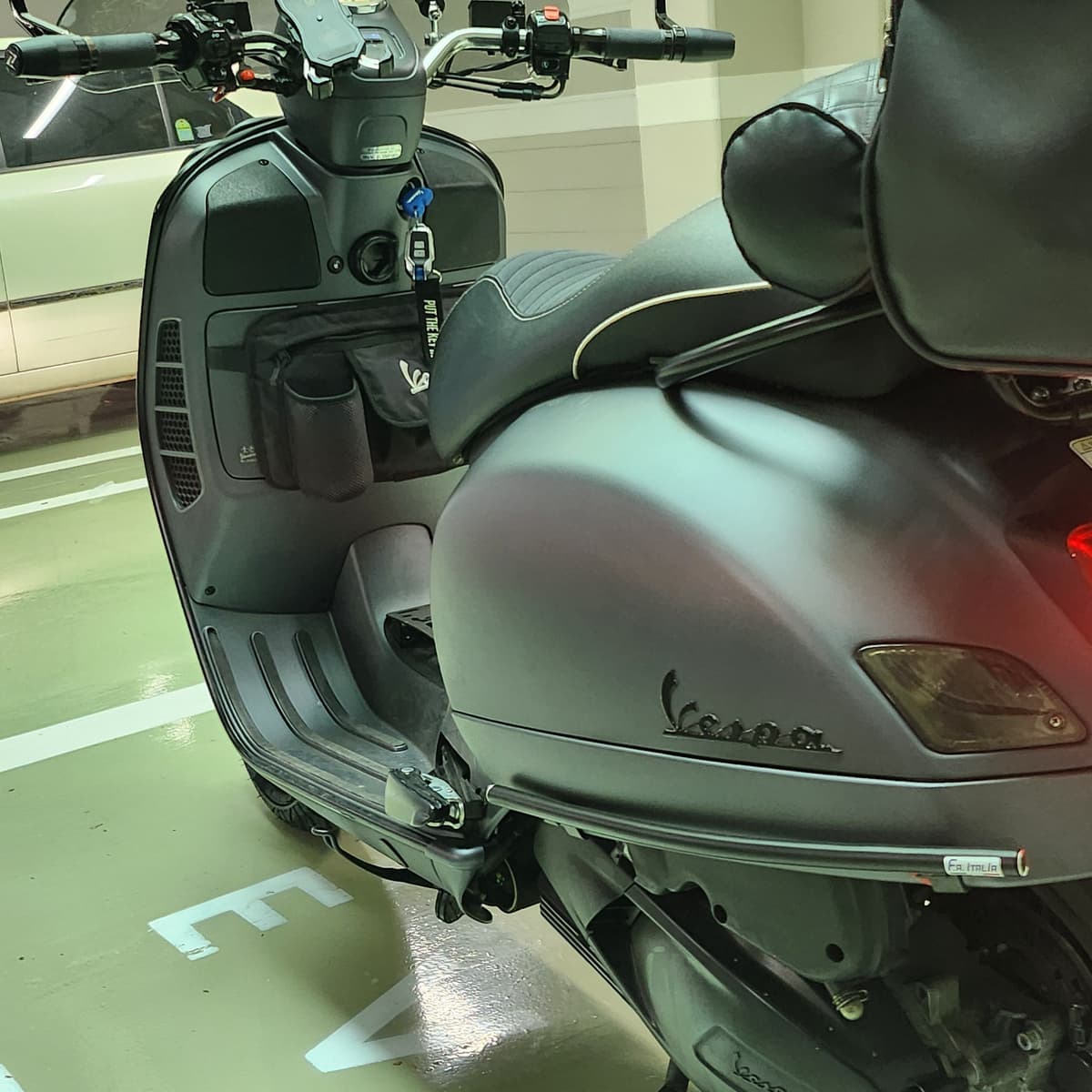 베스파 GTV 300 세이조르니 12