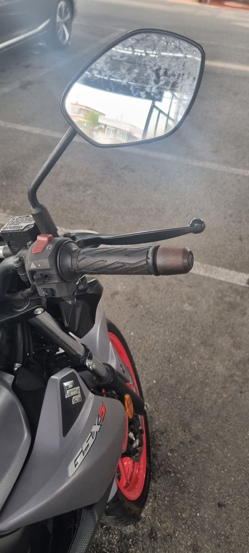 스즈키 GSX S 125 13