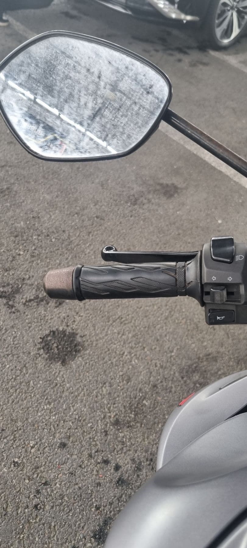 스즈키 GSX S 125 14