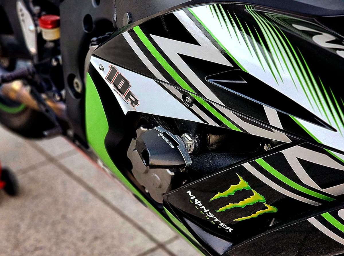 가와사키 닌자 ZX 10 R more