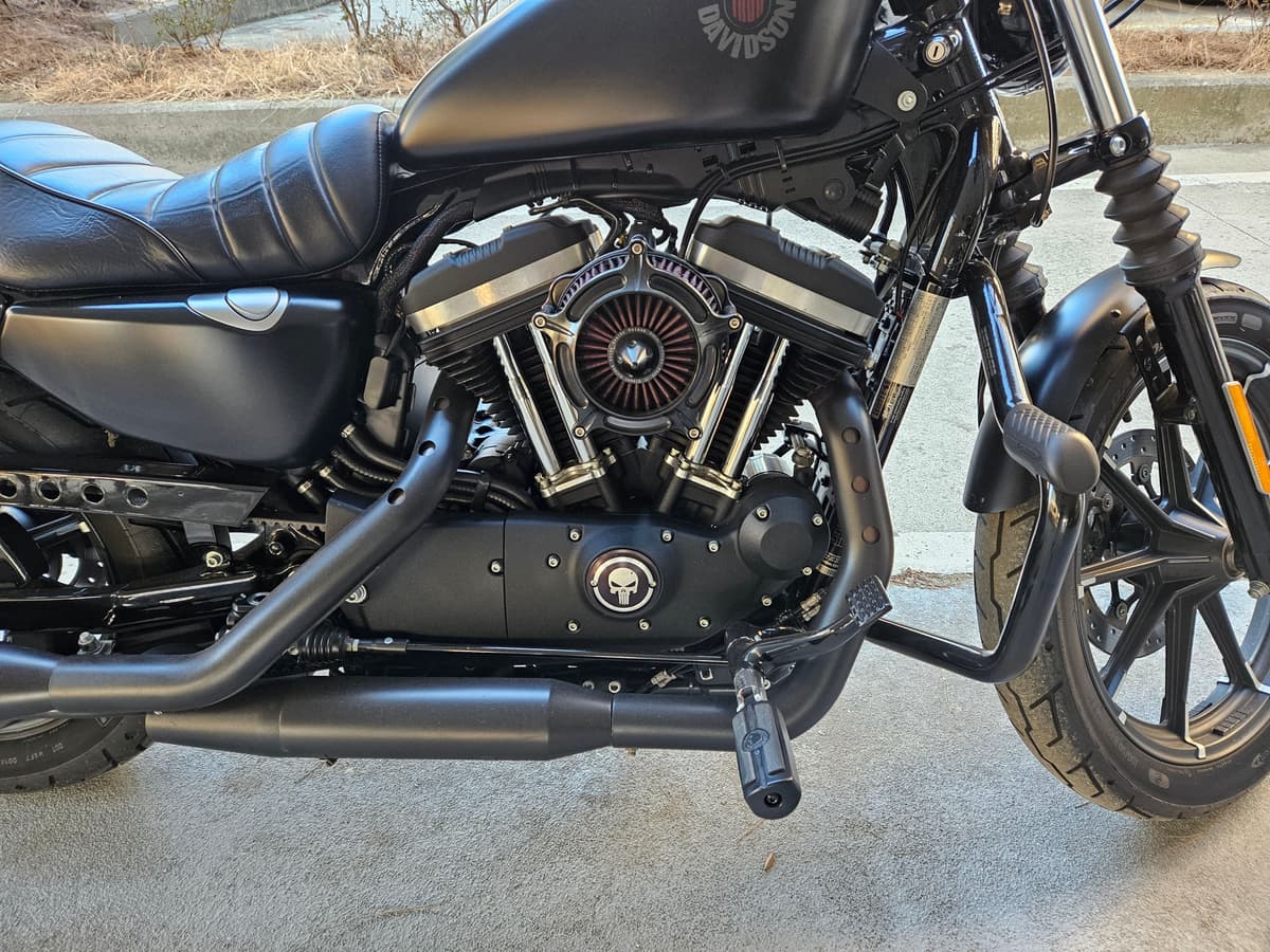 할리데이비슨 아이언 883 7