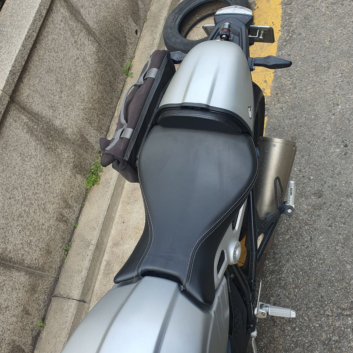 BMW R nine T 퓨어 8