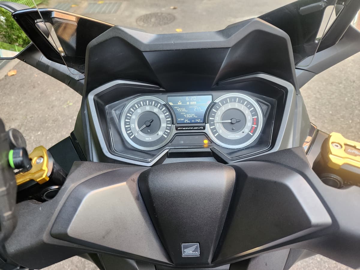 혼다 포르자 300 5