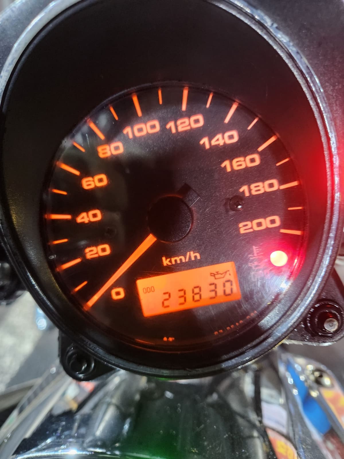 스즈키 인트루더 M 800 5