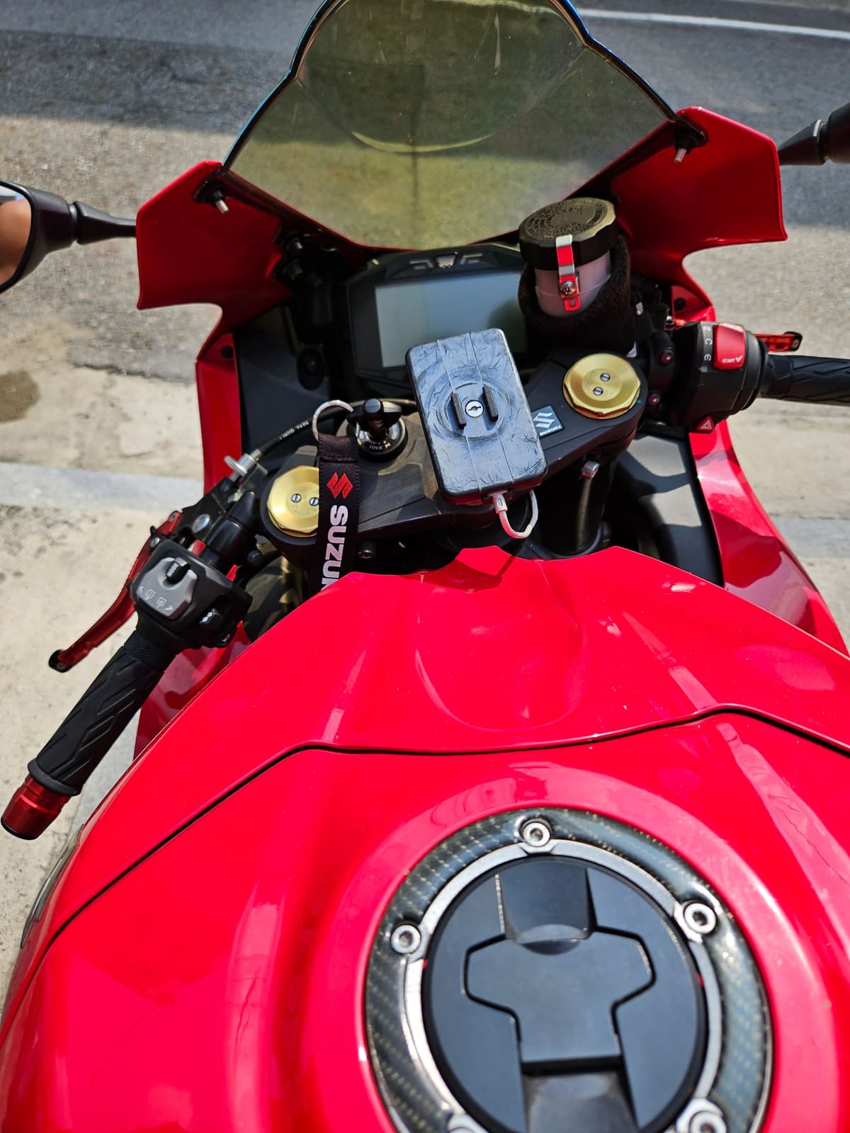 스즈키 GSX R 1000 ABS more