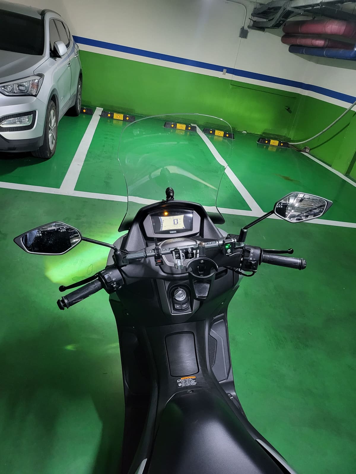 야마하 NMAX 125 more