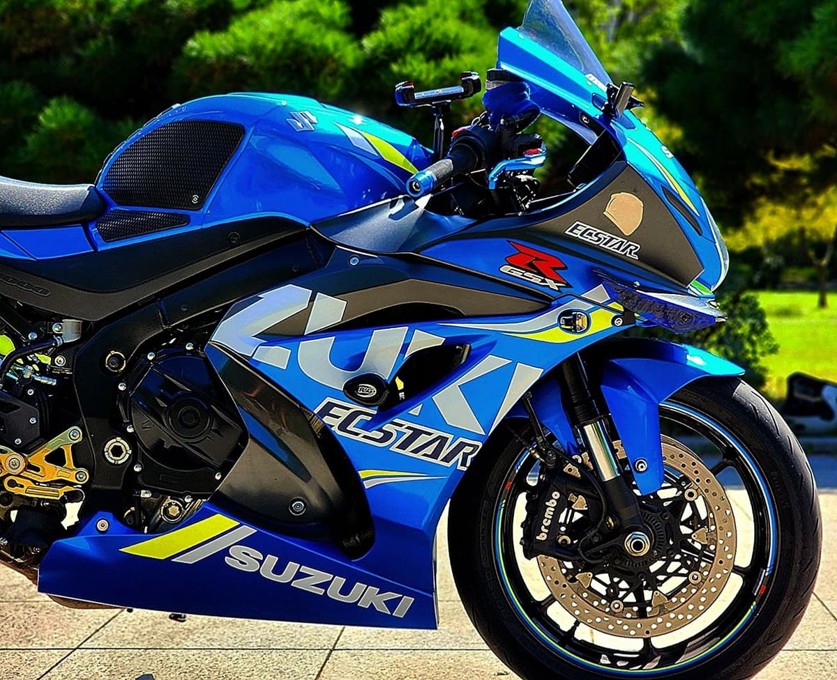 스즈키 GSX R 1000 ABS 16