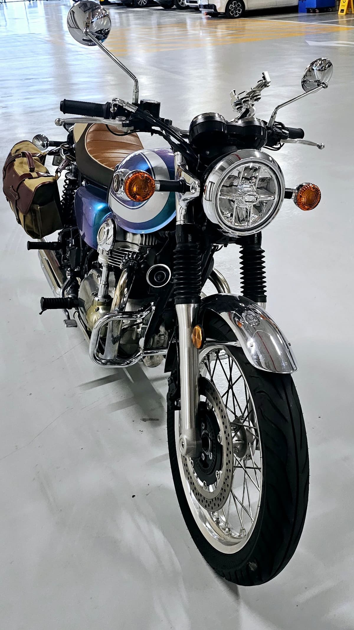 가와사키 W 800 3