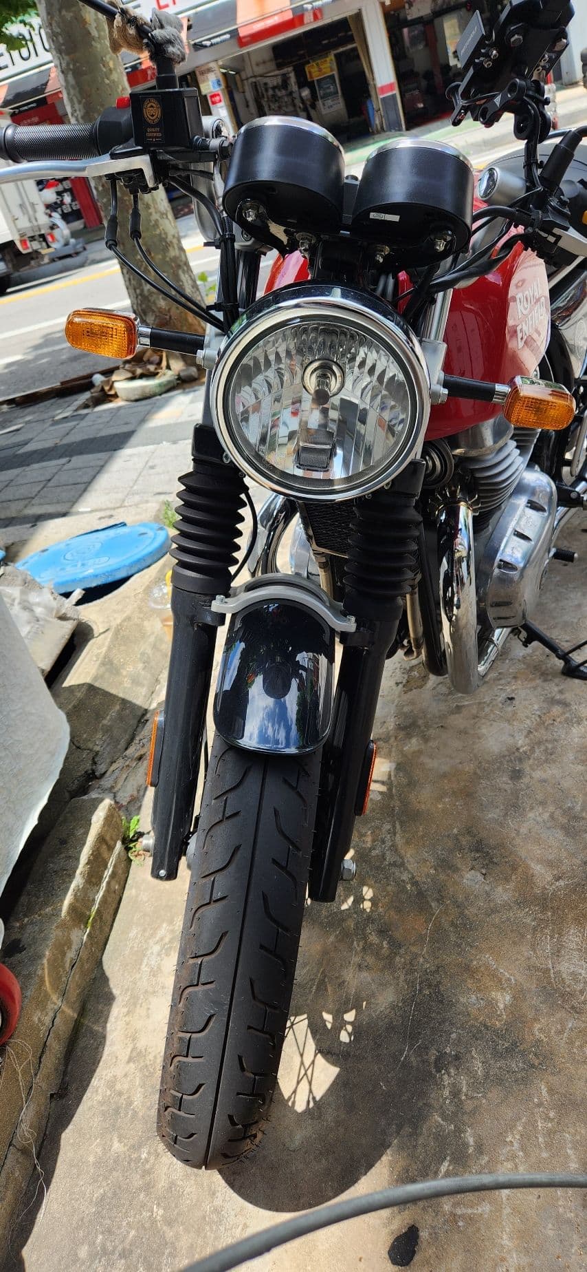 로얄엔필드 컨티넨탈 GT 650 3