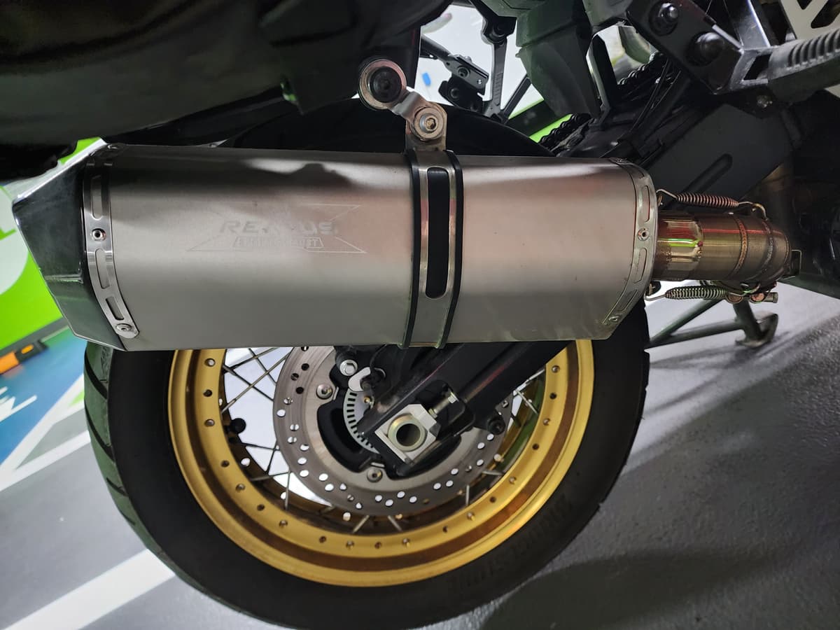 스즈키 브이스트롬 1050 XT more