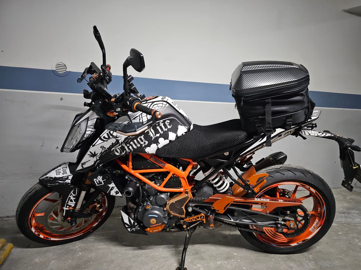KTM 390 듀크 2