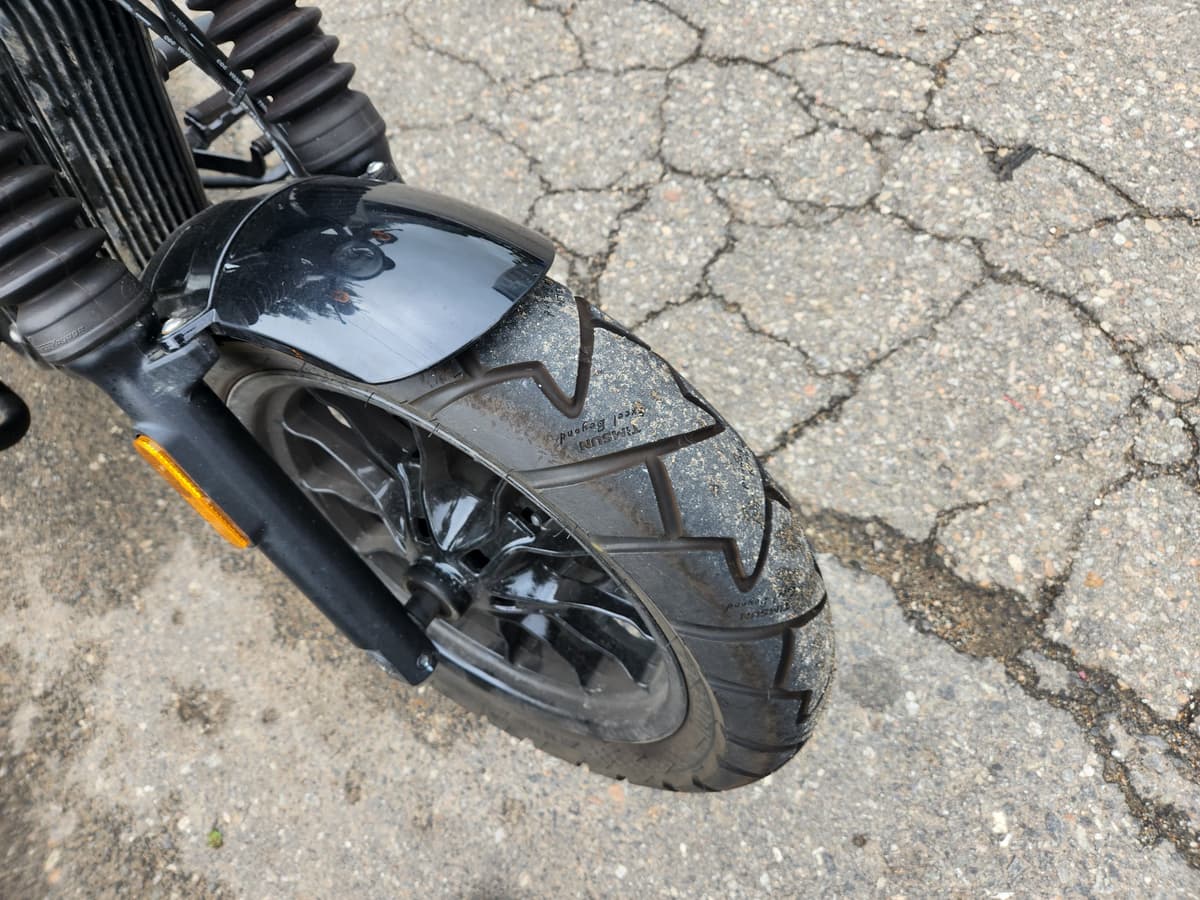 KR모터스 아퀼라 125 7