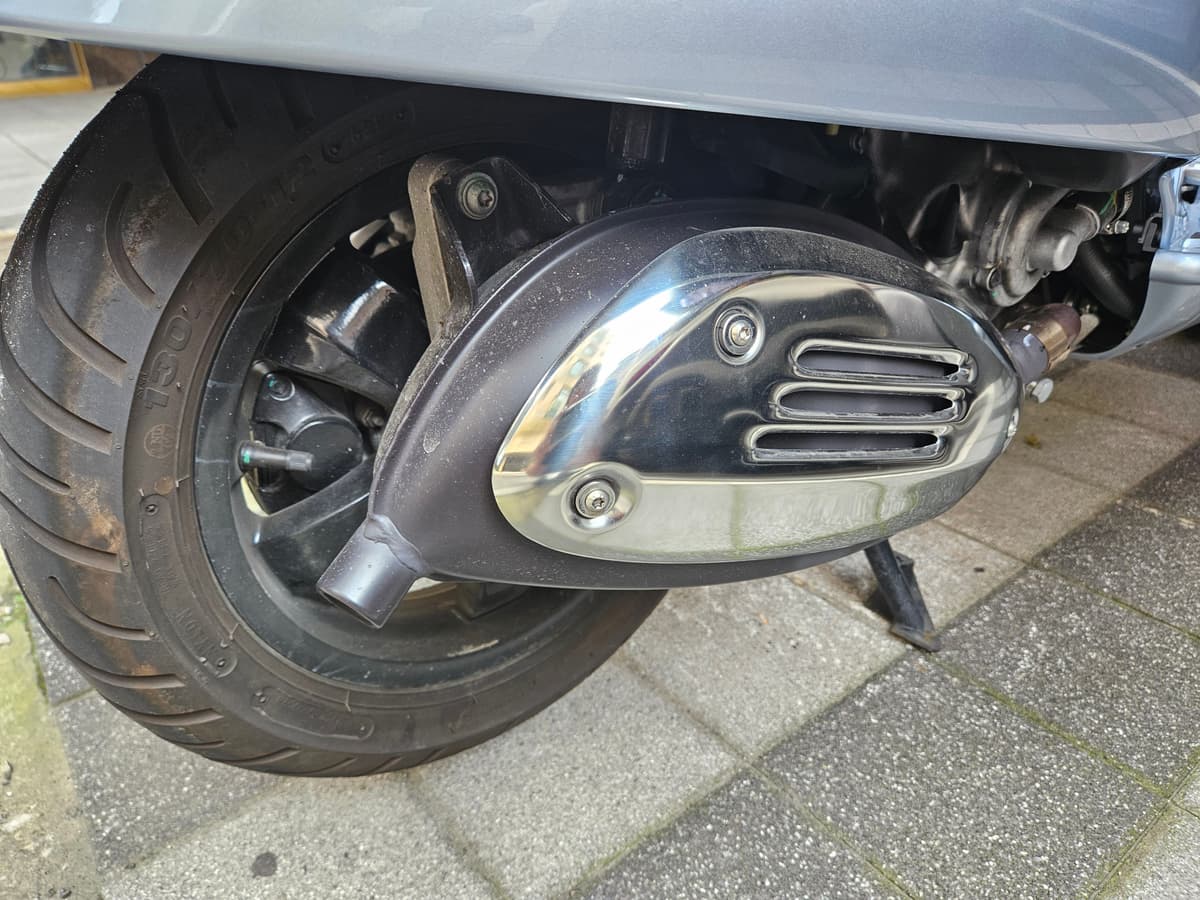 베스파 GTS 300 슈퍼테크 10