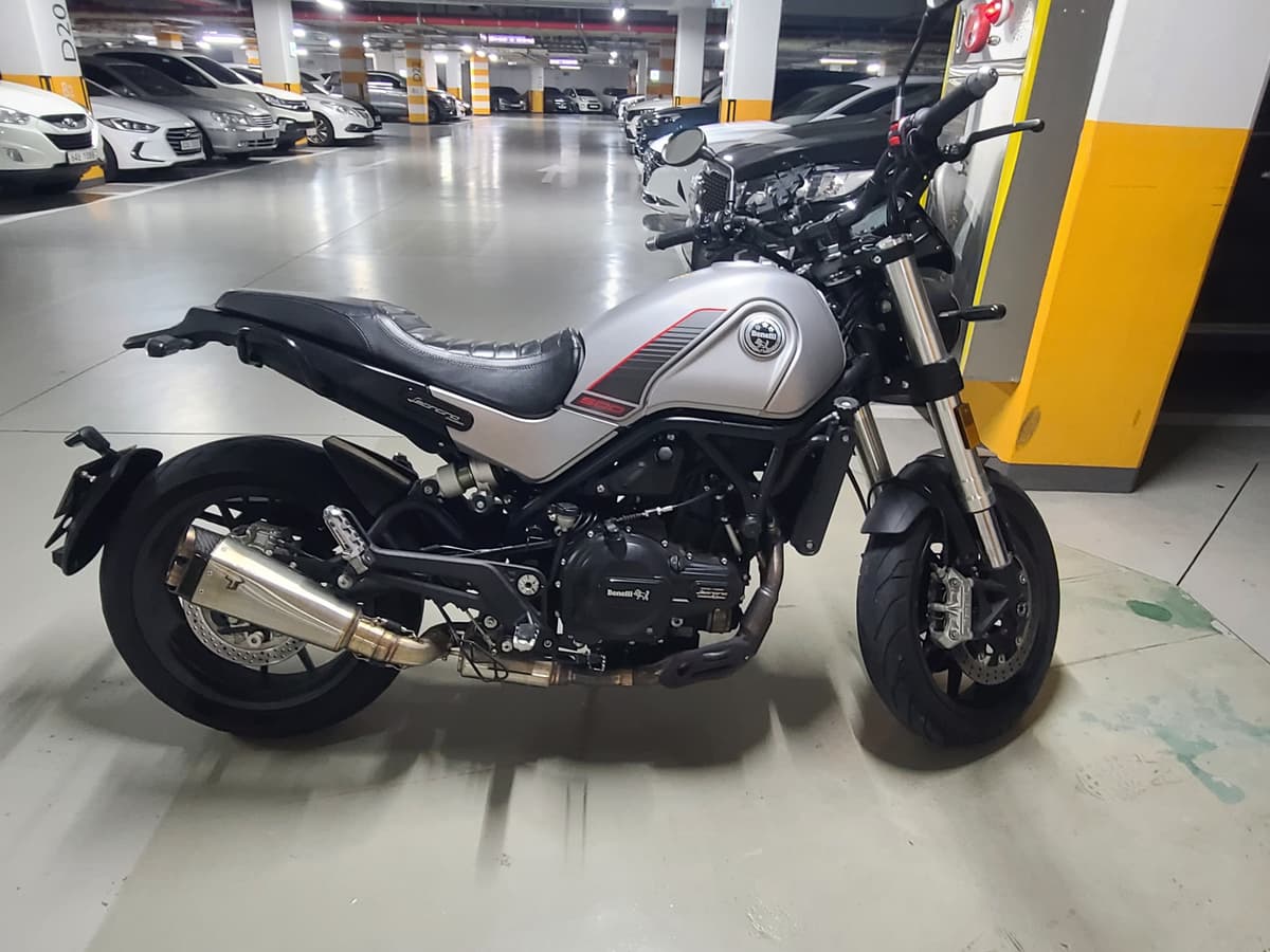 베넬리 레온치노 500 1