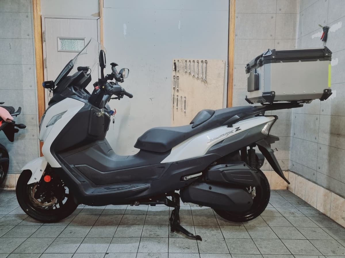 SYM 조이맥스 Z 300 ABS 5