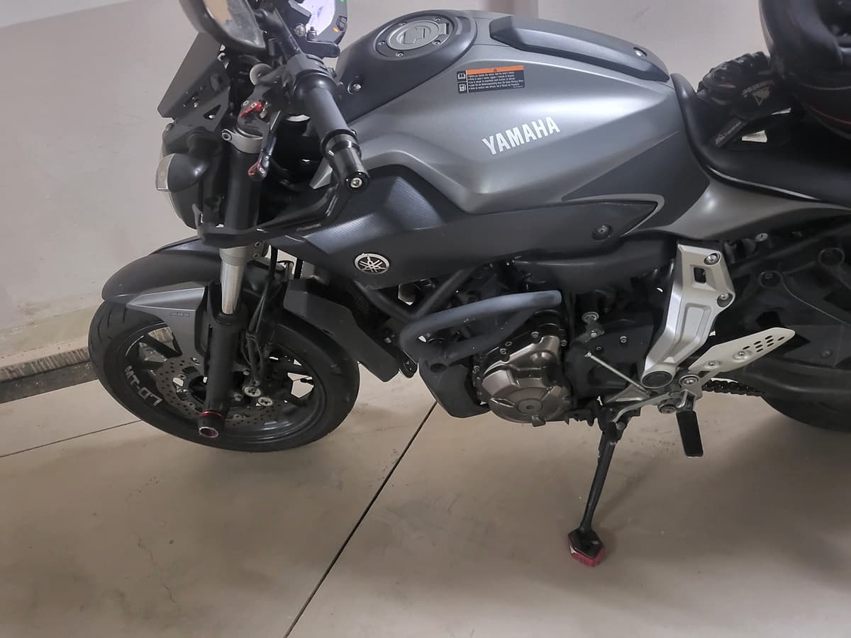 야마하 MT 07 more