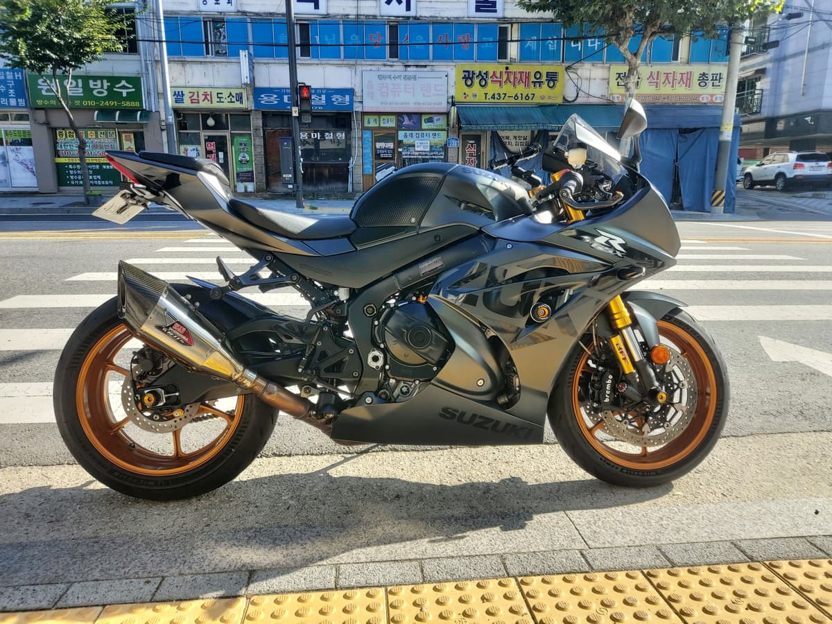 스즈키 GSX R 1000 R 블랙 에디션 1
