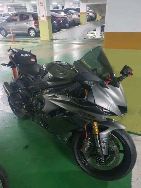 야마하 YZF R6 1