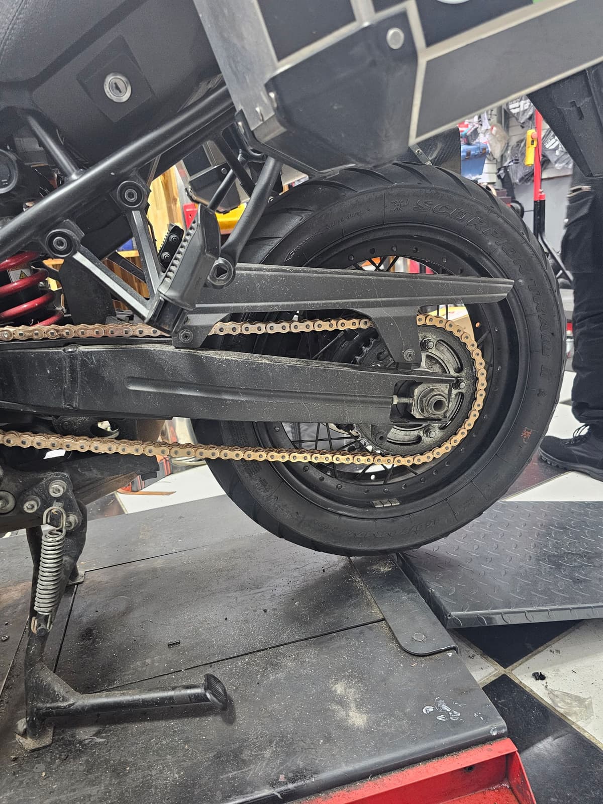 스즈키 브이스트롬 1000 XT 11