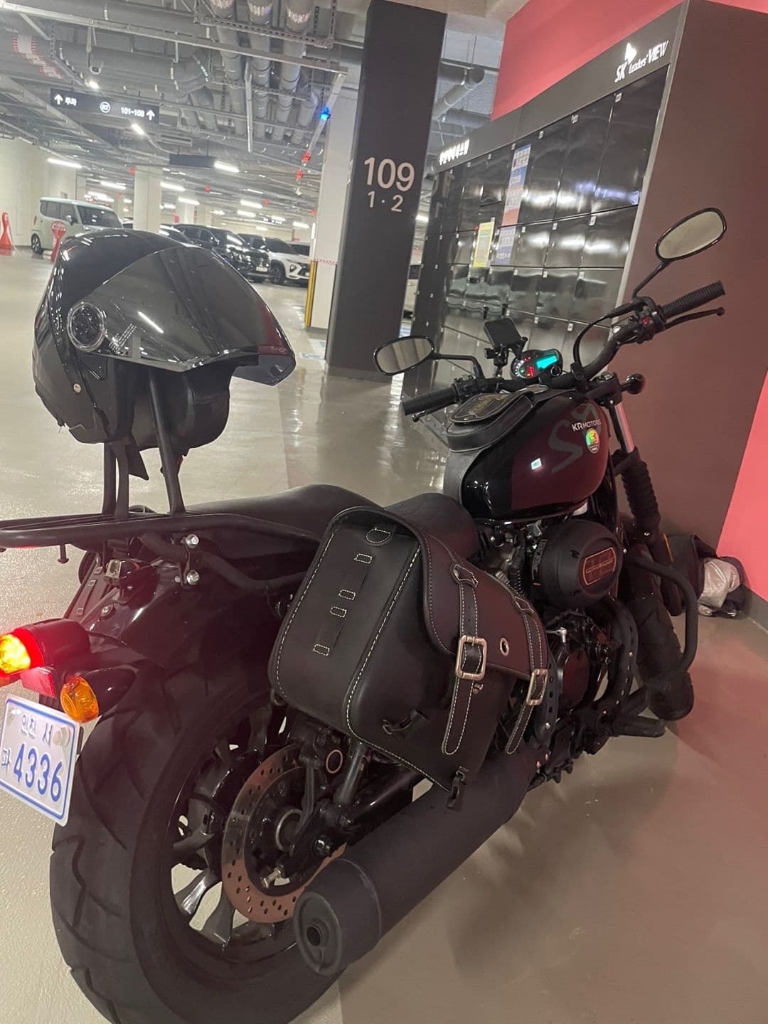 KR모터스 아퀼라 125 1