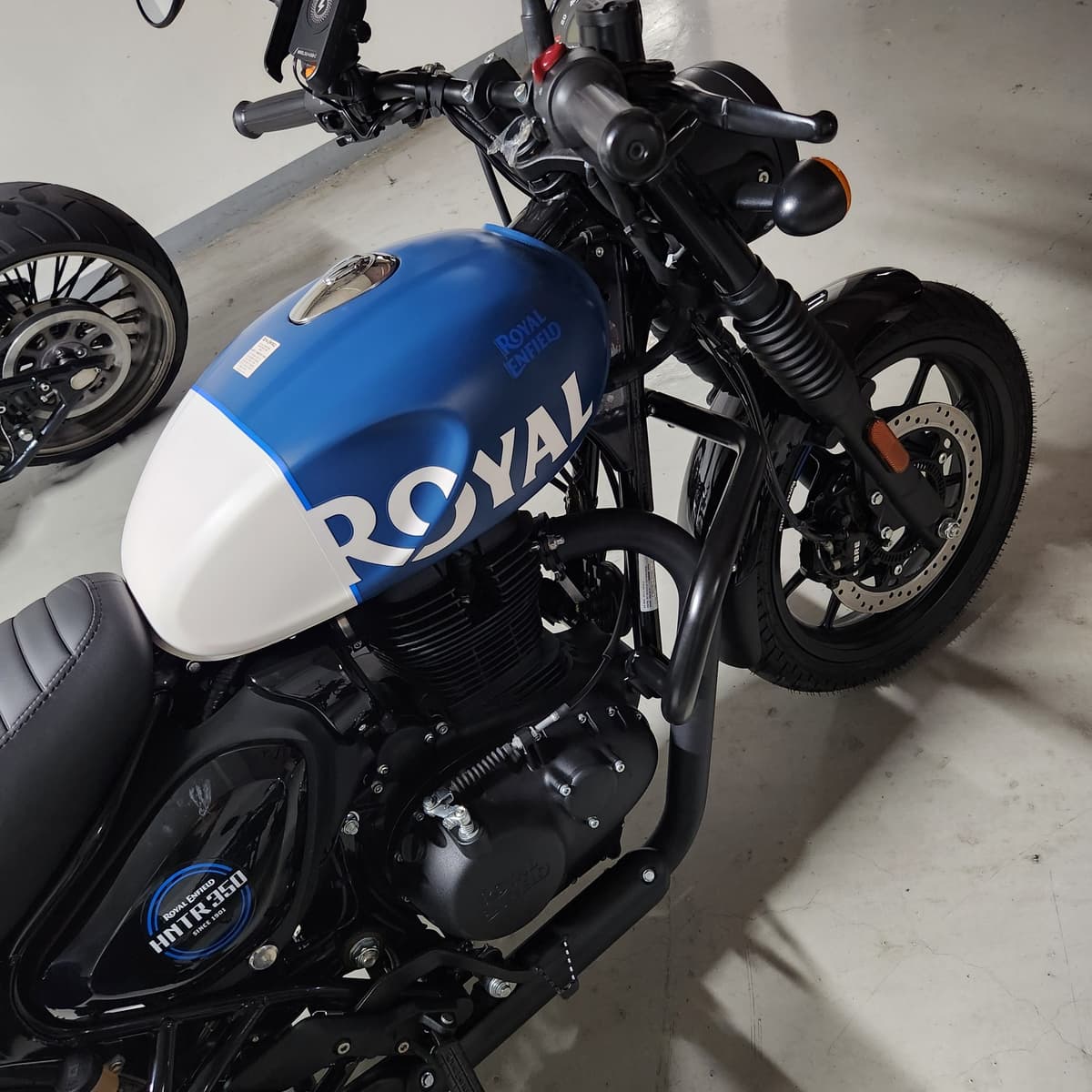 로얄엔필드 헌터 350 4