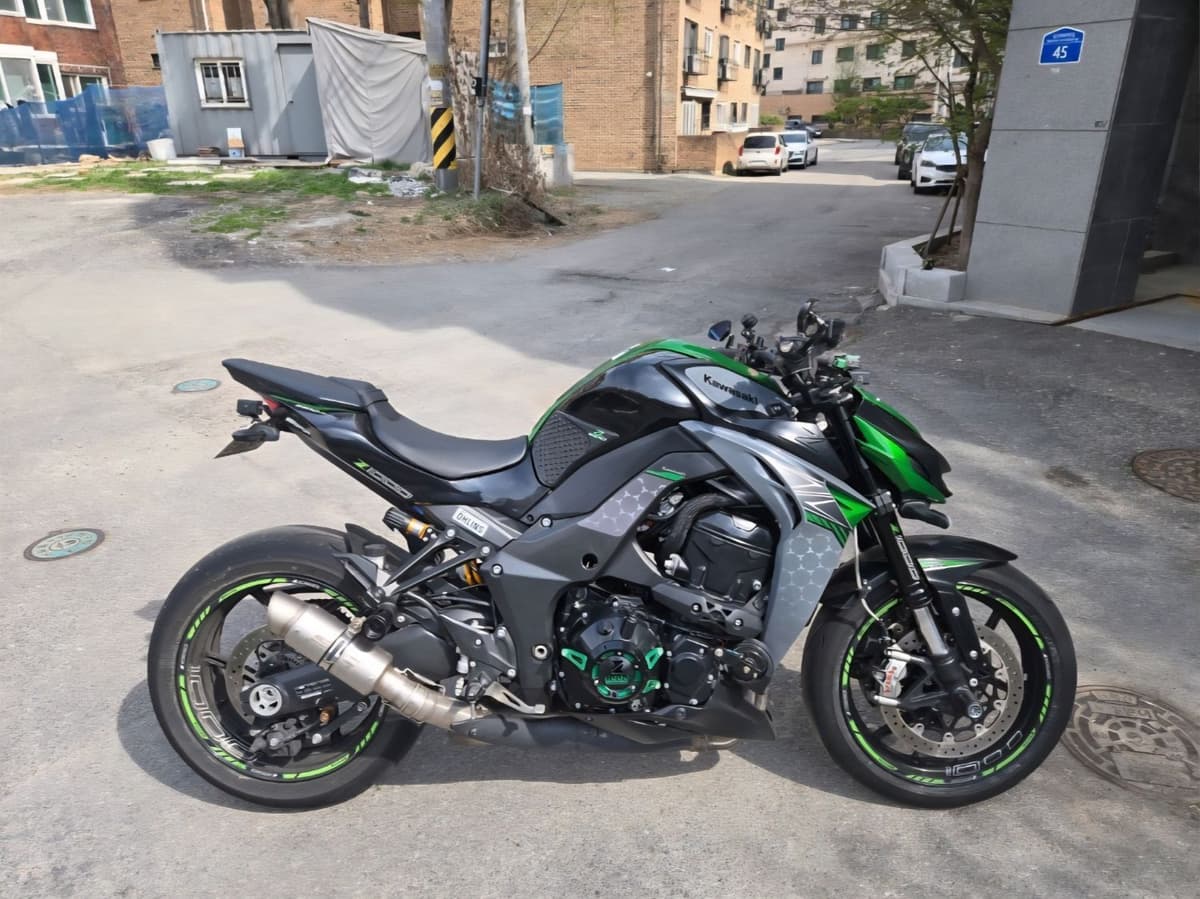 가와사키 Z 1000 R ABS 1