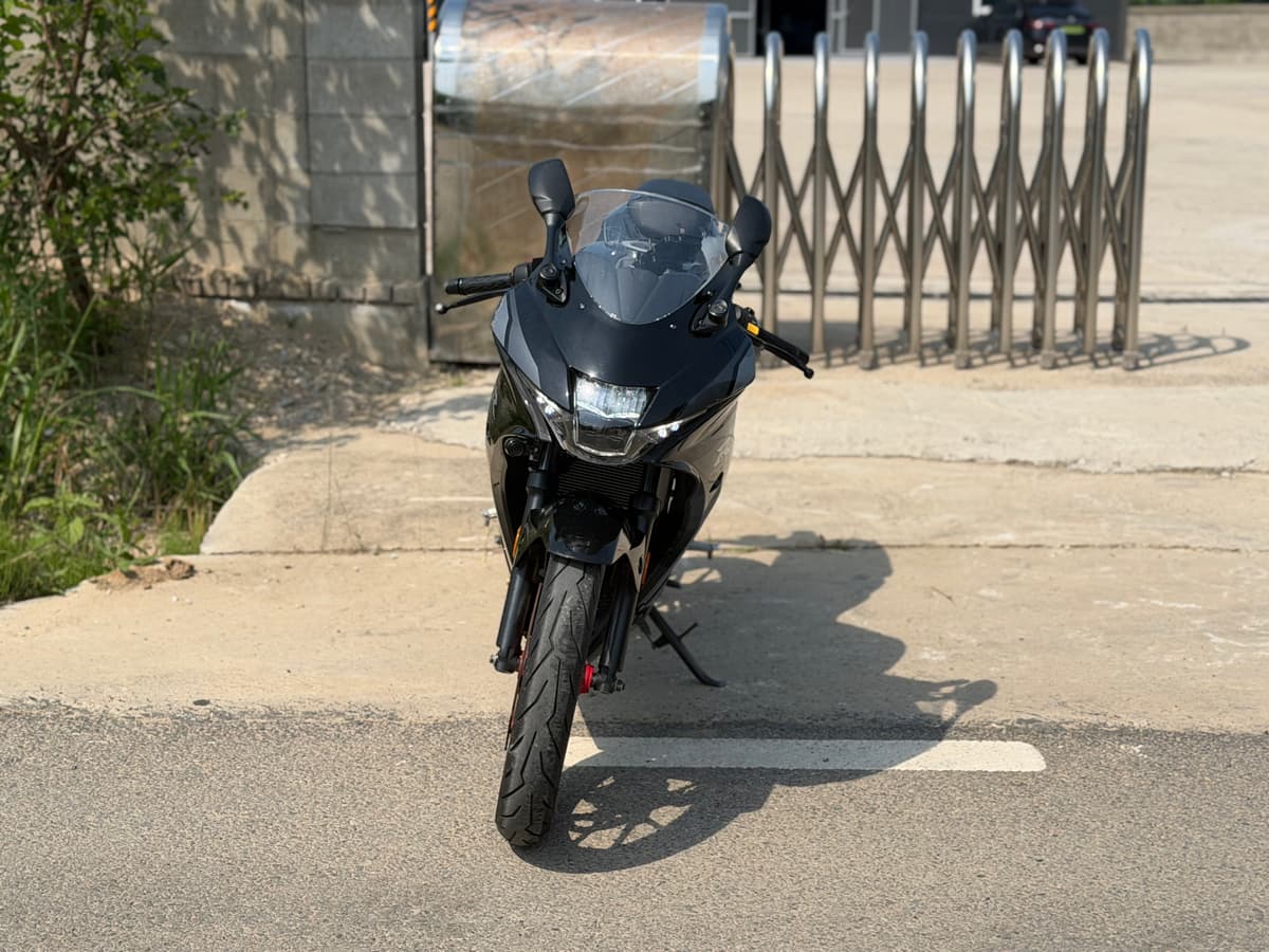 스즈키 GSX R 125 ABS 3