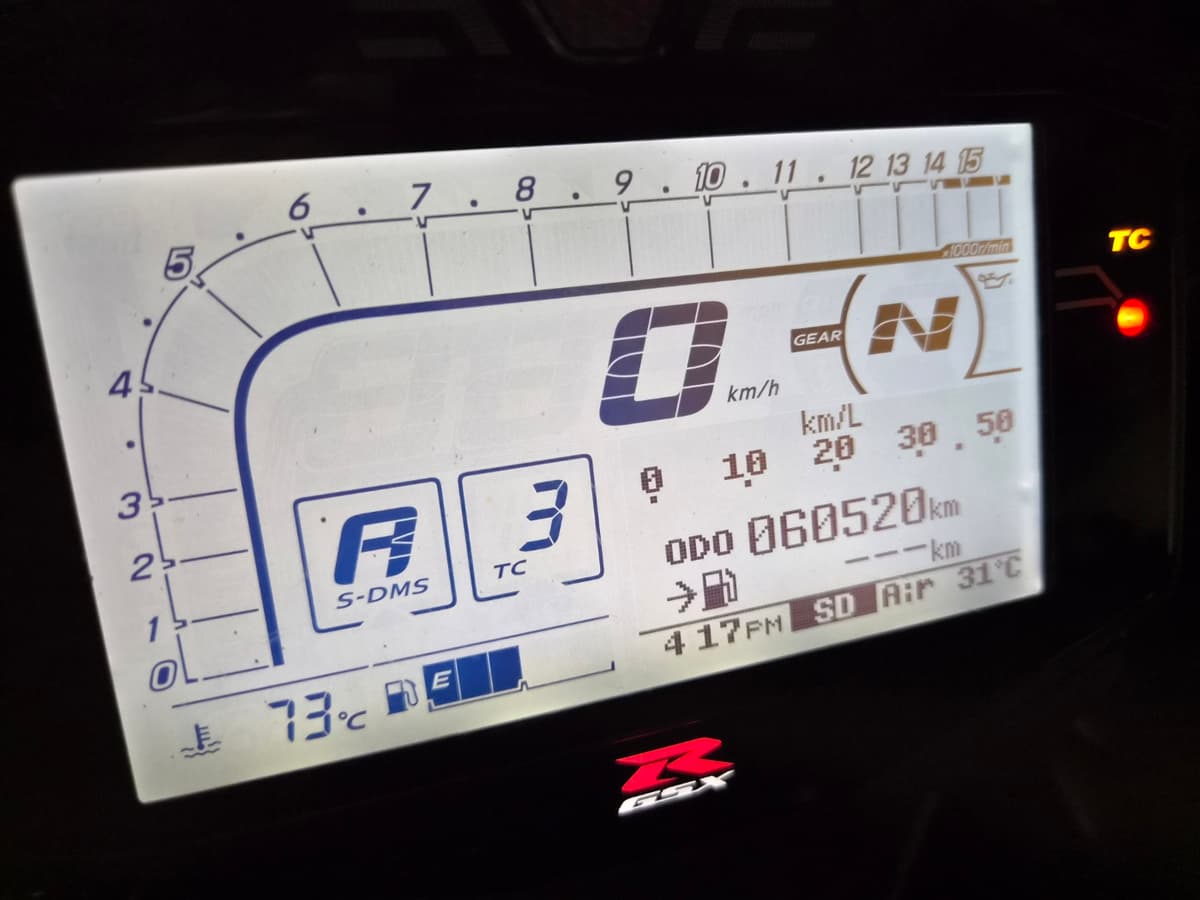 스즈키 GSX R 1000 8