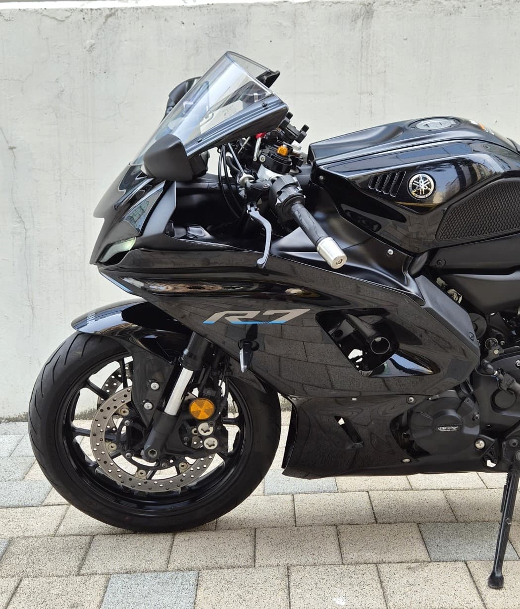야마하 YZF R7 8