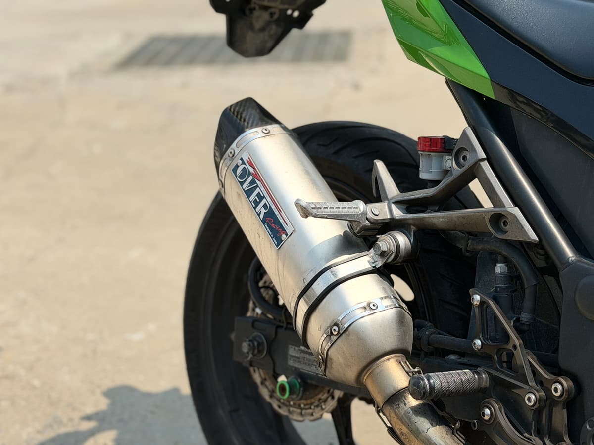 가와사키 닌자 300 ABS 7