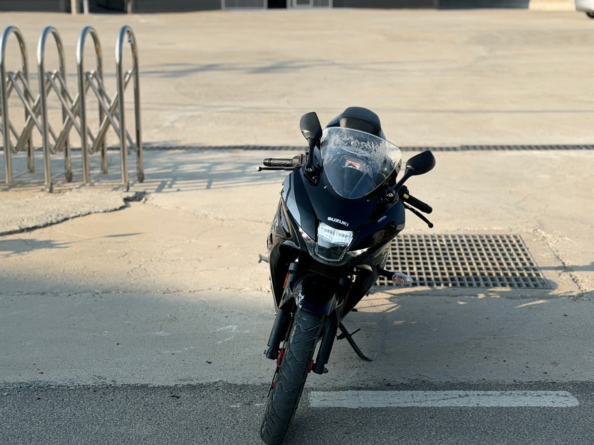 스즈키 GSX R 125 ABS 2