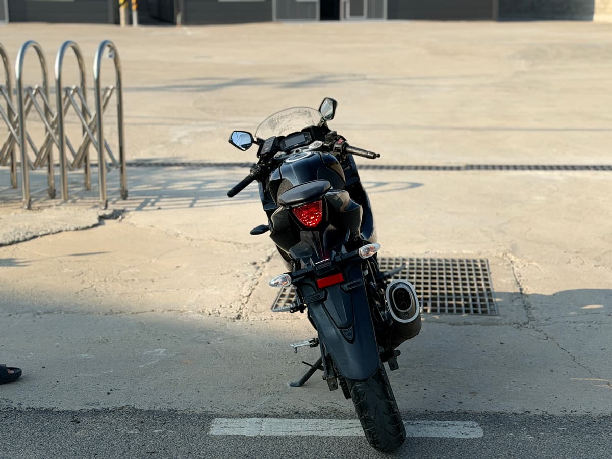 스즈키 GSX R 125 ABS more